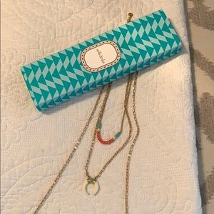 Stella and dot layered necklace